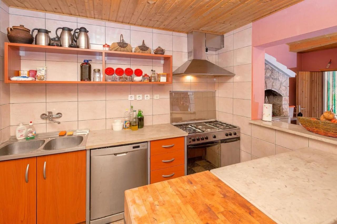 Holiday home House With A Parking Space Svirce, Hvar - 17682